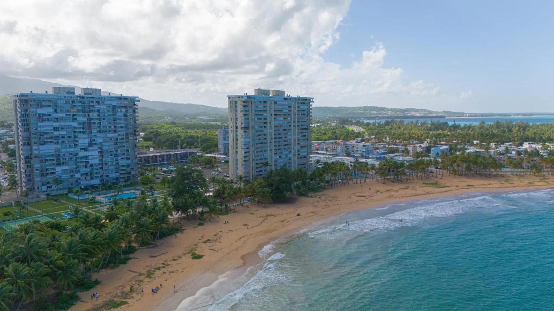 Moana'S Beach Apartment In Luquillo Pr Beach View