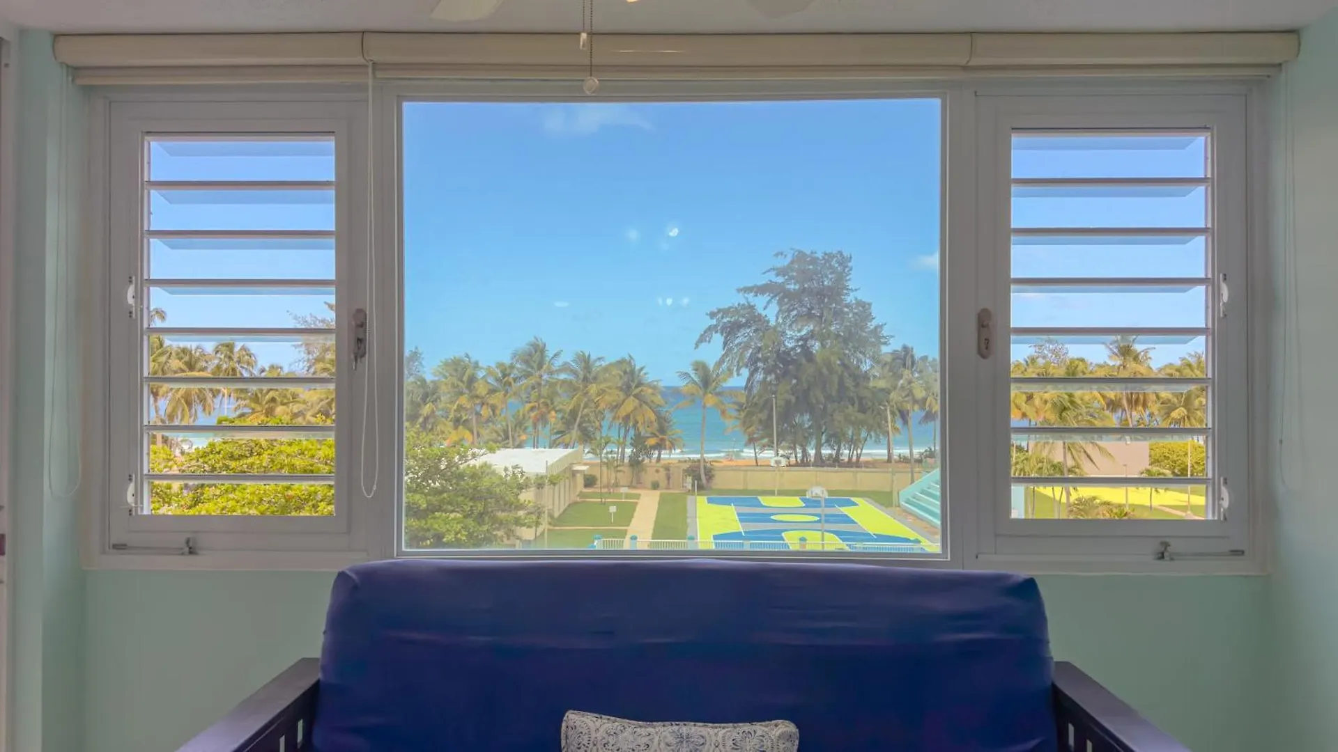 Moana'S Beach Apartment In Luquillo Pr Beach View